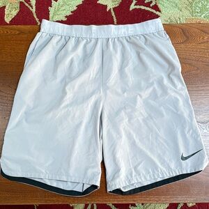 Nike Men's Light Gray Athletic Shorts XL Tall